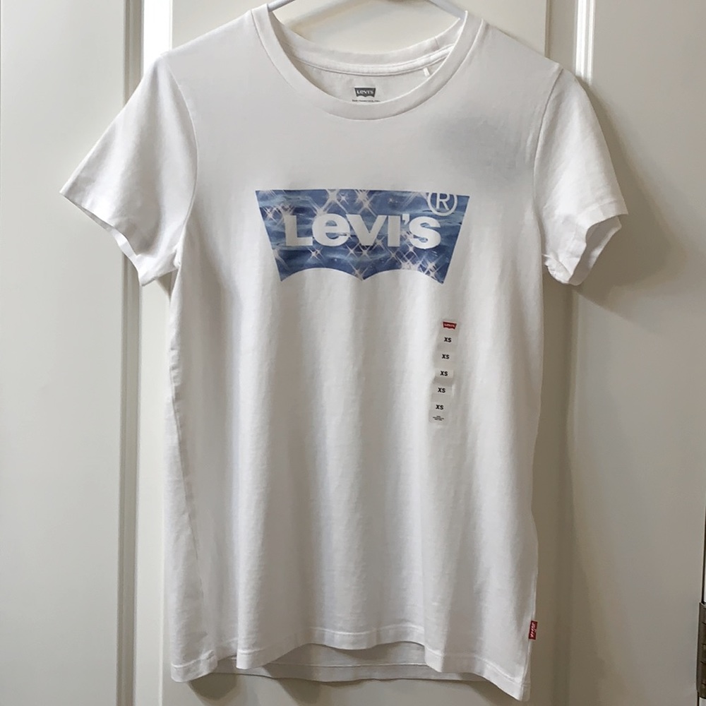 Levi’s Crew Neck Shirt with Front Logo, White XS